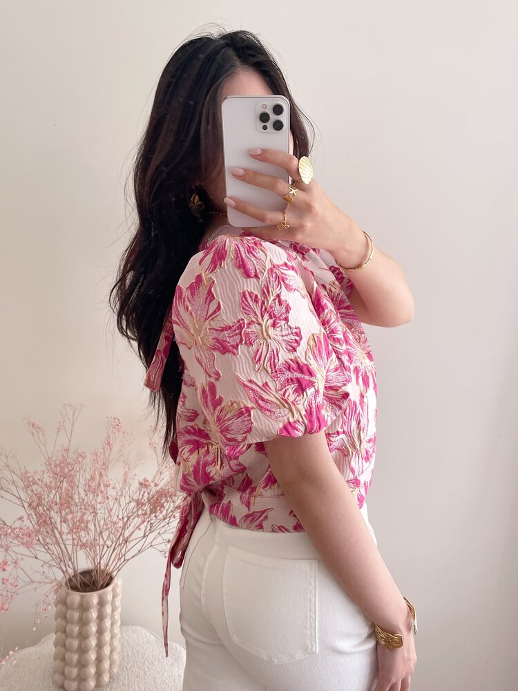 Lilli Jacquard Floral Puff Top / Fuchsia Pink