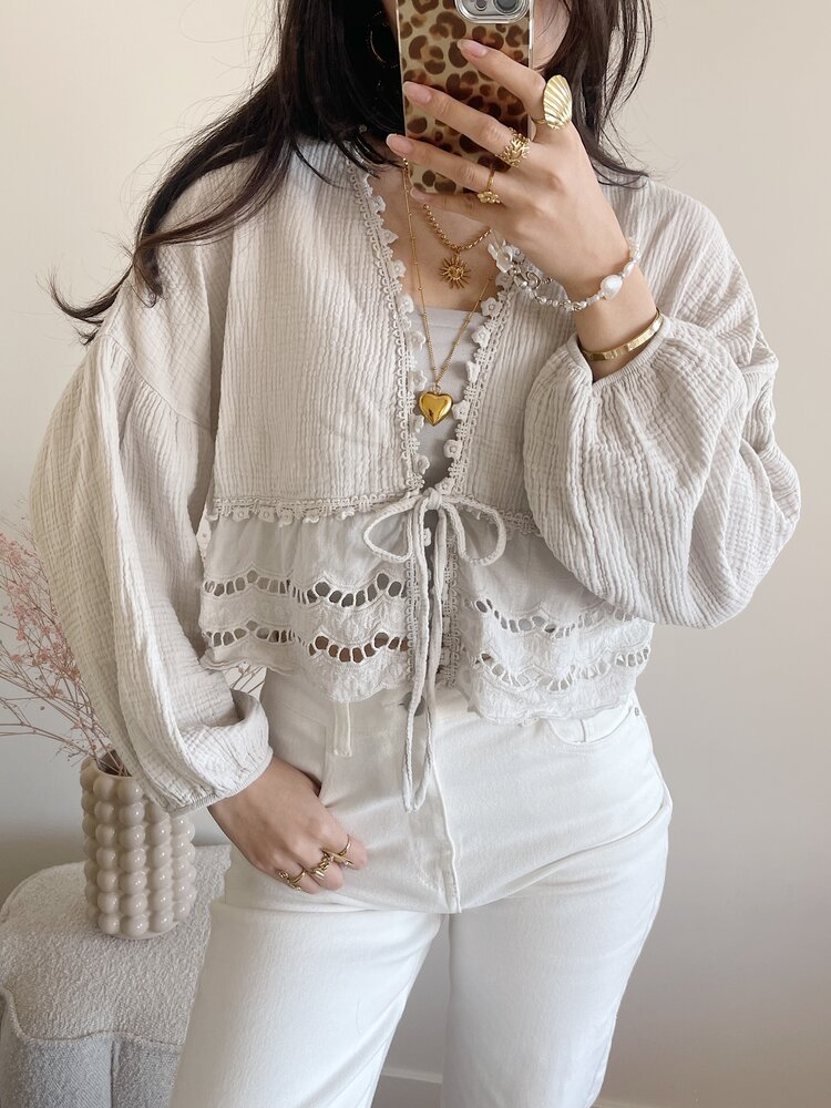Roselia Embroidered Blouse / Beige