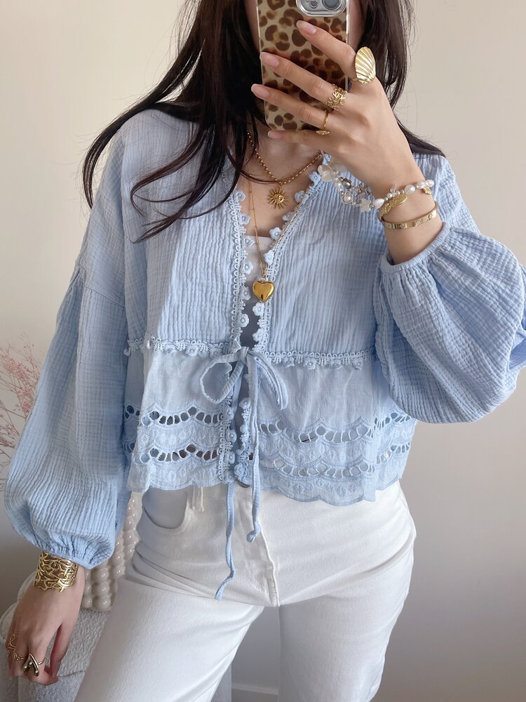 Roselia Embroidered Blouse / Light Blue