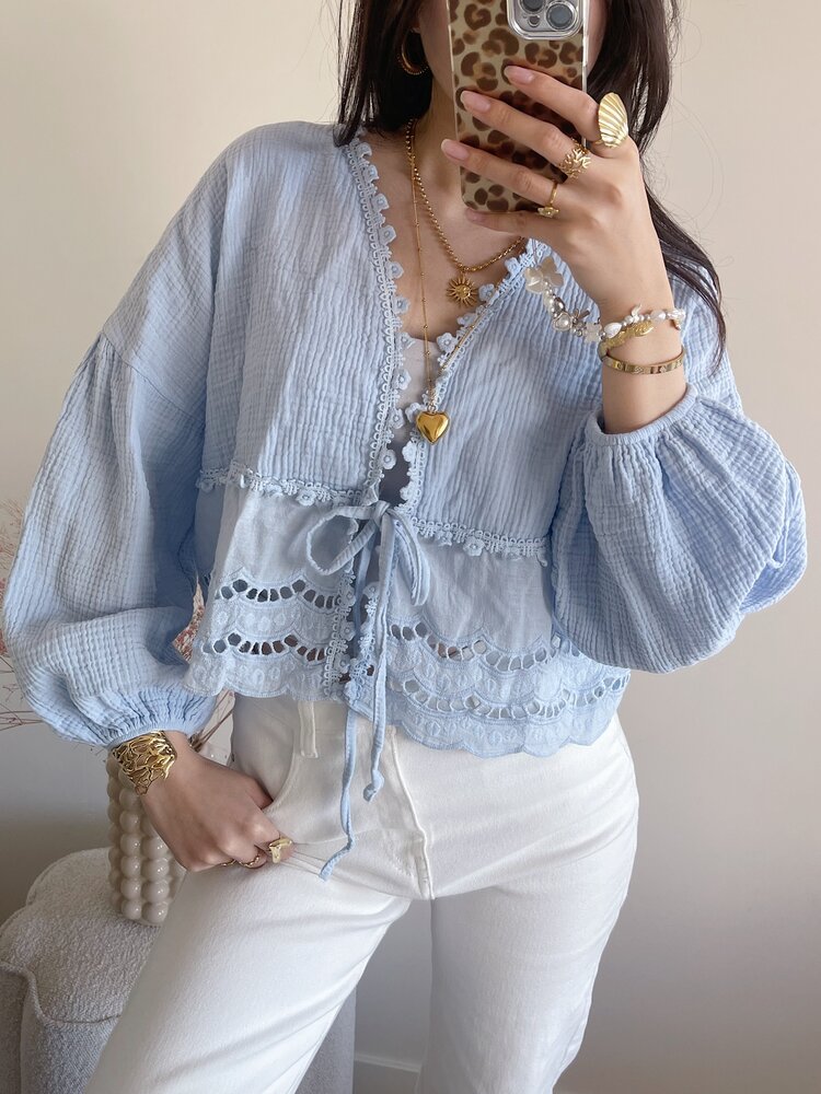 Roselia Embroidered Blouse / Light Blue
