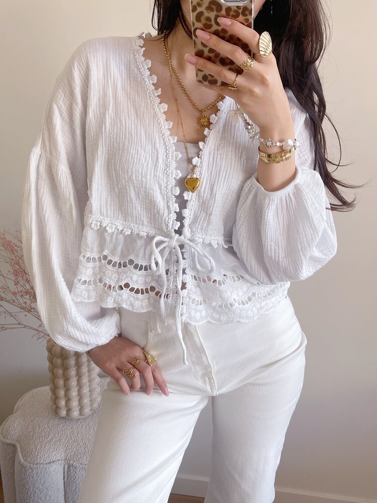 Roselia Embroidered Blouse / White