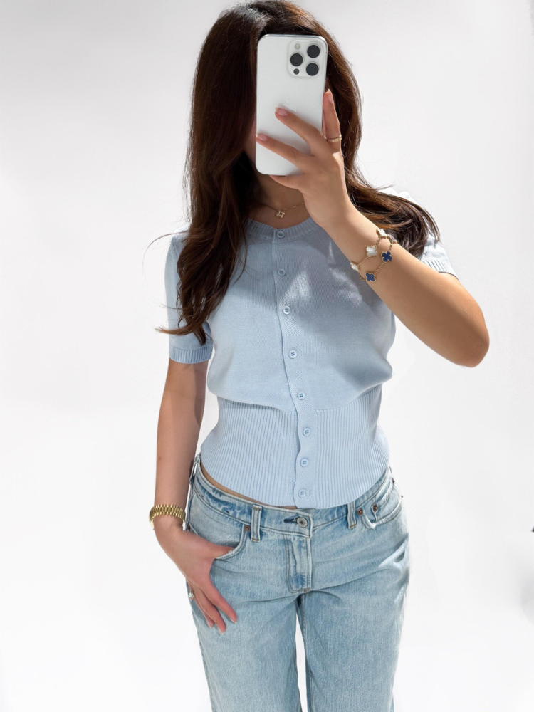 Savanna Short Sleeve Cardigan / Light Blue