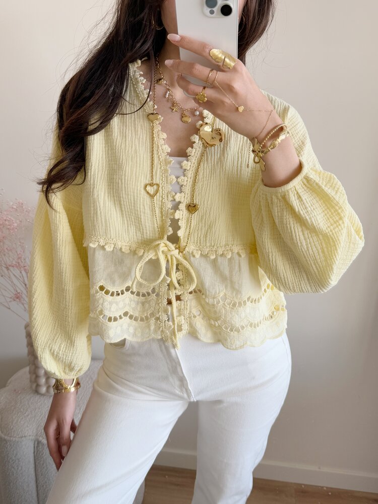 Roselia Embroidered Blouse / Light Yellow
