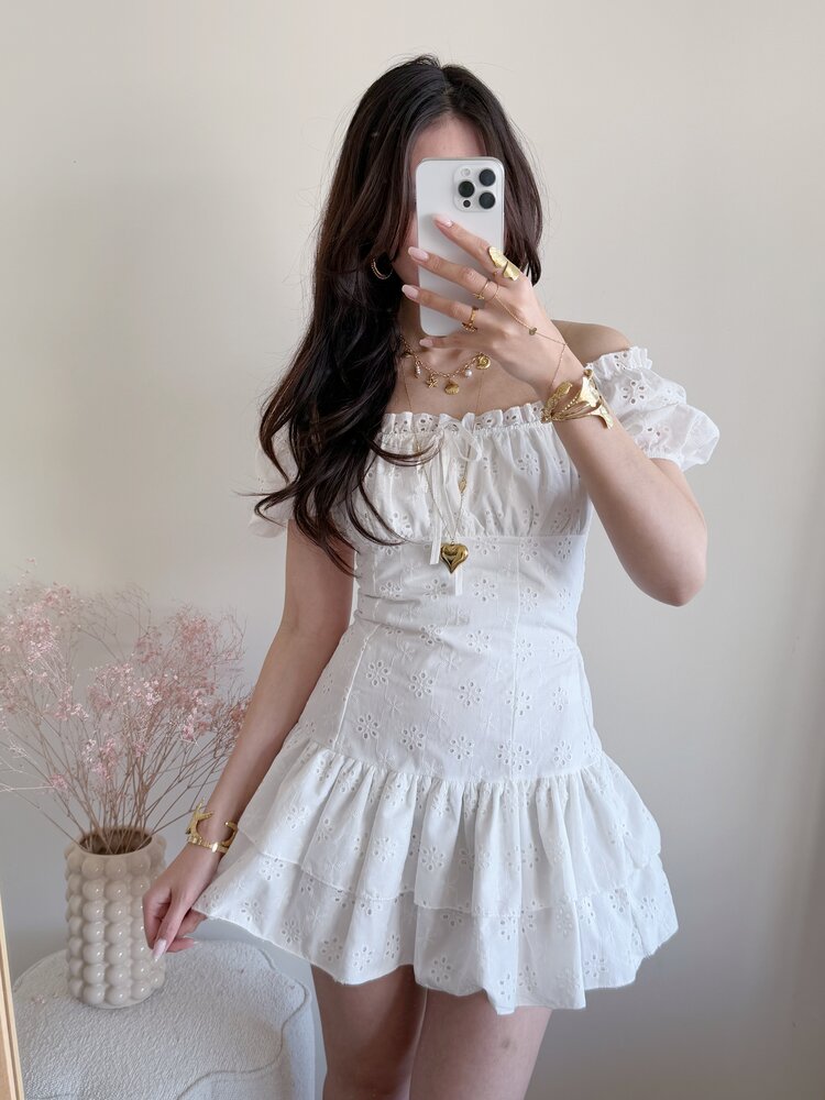 Erika Embroidered Dress / White