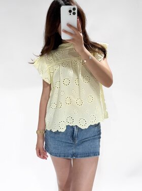 Alena Embroidered Top / Light Yellow