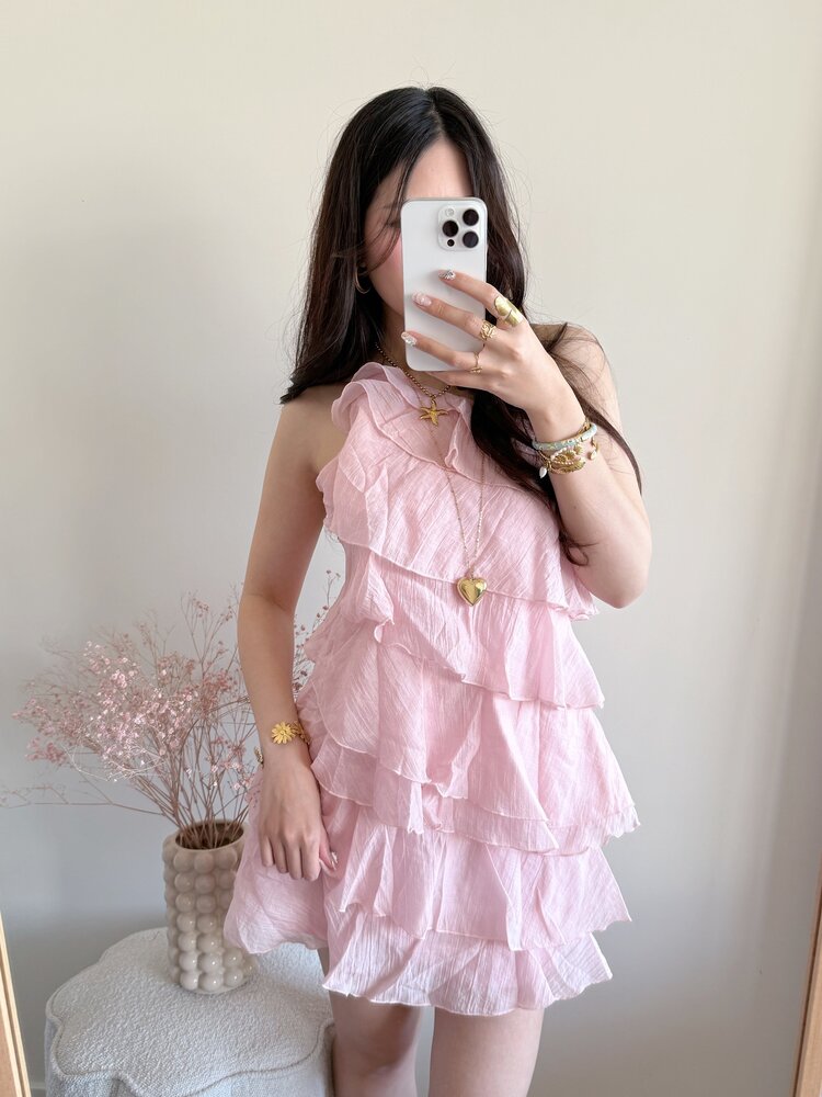 Rumaya Flowy Ruffle Dress / Pink