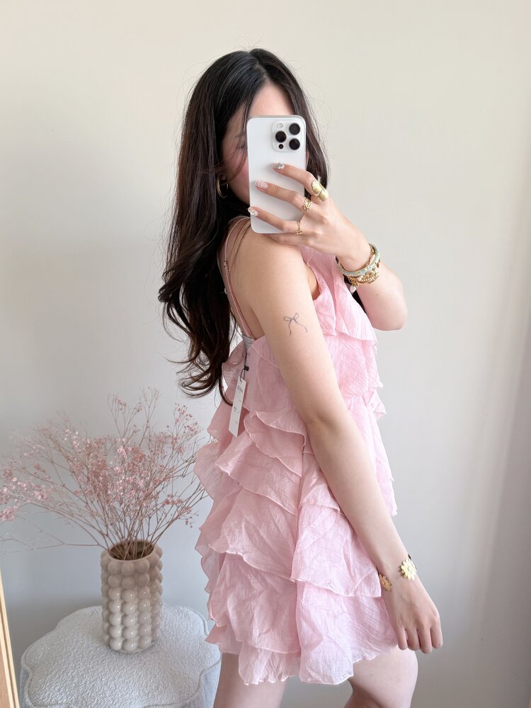 Rumaya Flowy Ruffle Dress / Pink
