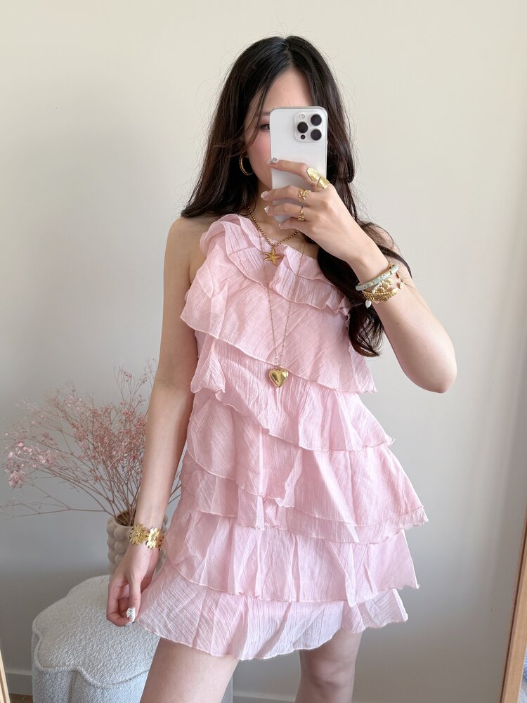 Rumaya Flowy Ruffle Dress / Pink