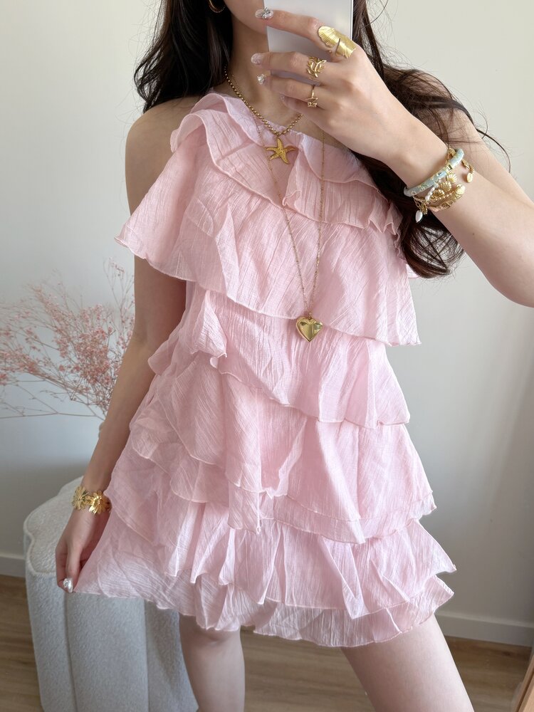 Rumaya Flowy Ruffle Dress / Pink