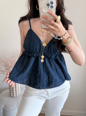 Vayla Embroidered Cami Top / Navy Blue