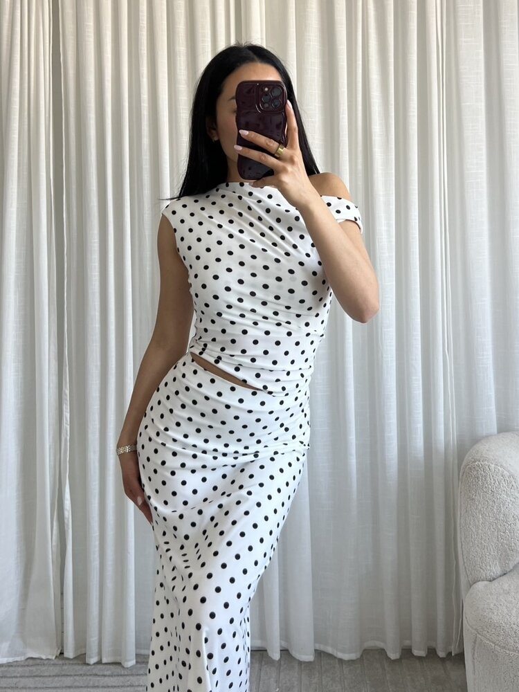 Athena Polkadot Off Shoulder Top / White
