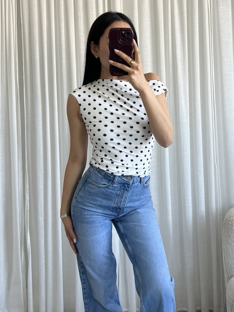 Athena Polkadot Off Shoulder Top / White