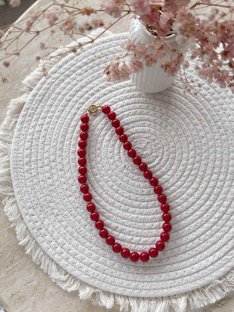 Small Beaded Statement Necklace / Red