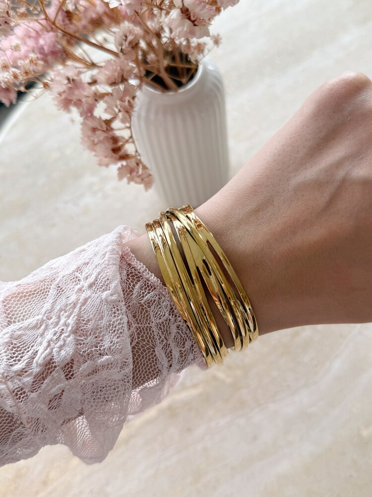 Gold Wavy Layers Bangle Bracelet