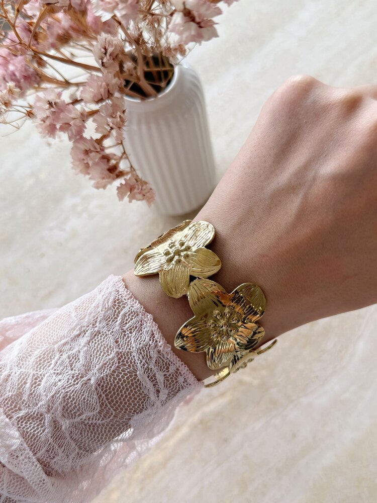 Gold Floral Love Bangle Bracelet
