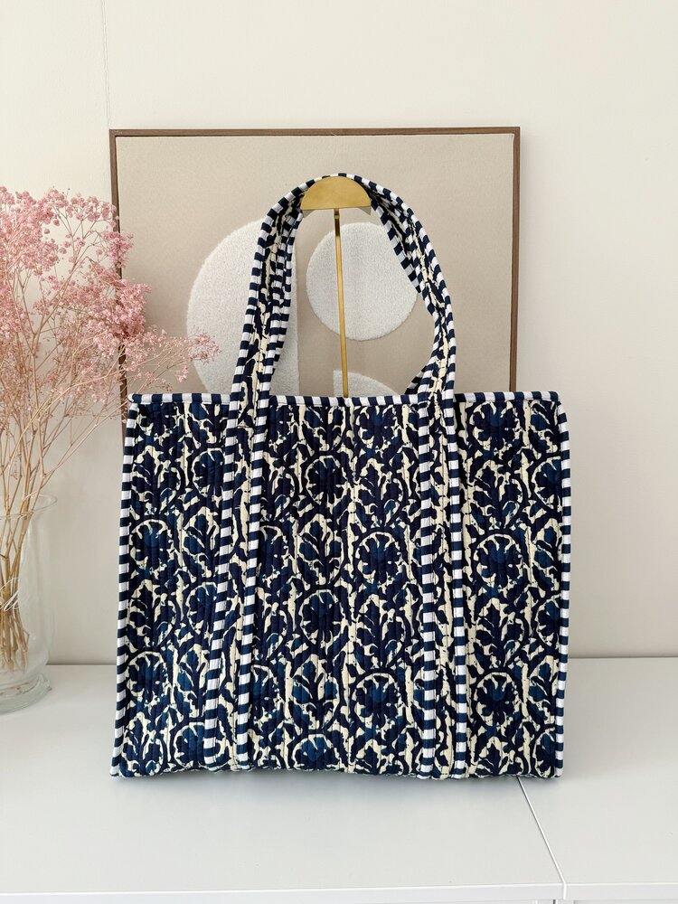 Macie Flower Shopper Bag / Navy Blue