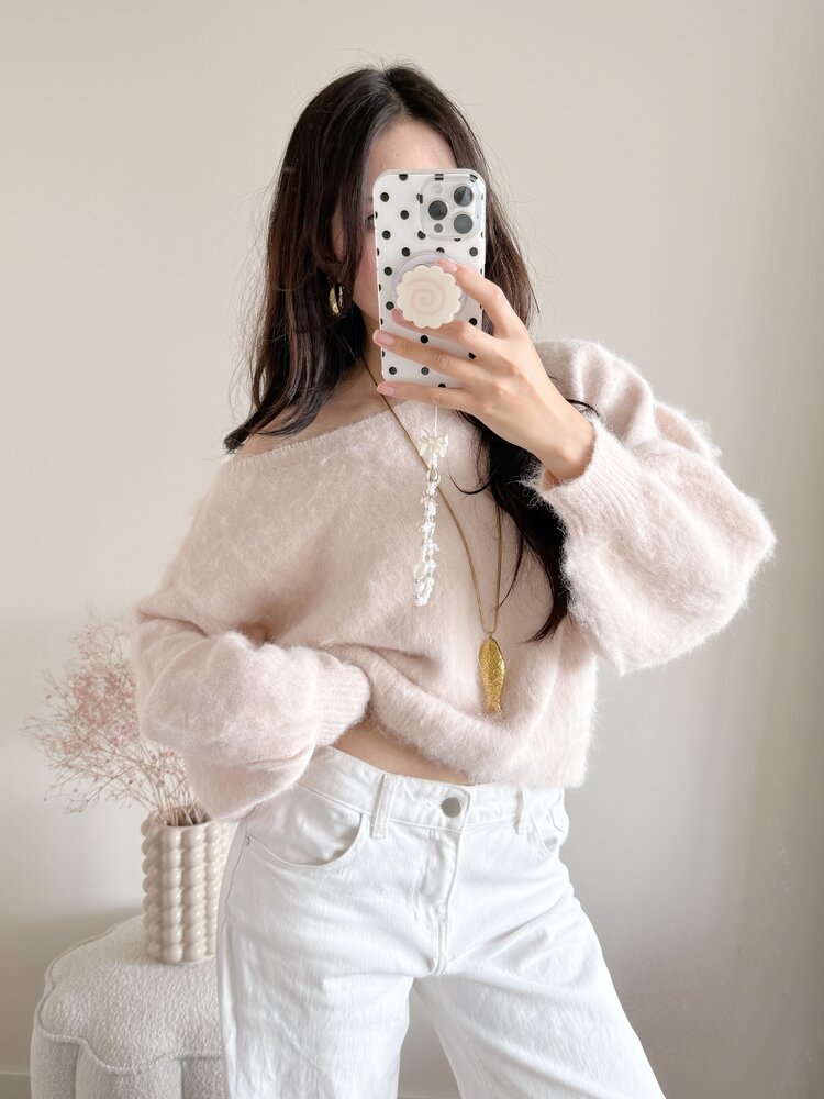 Sunmi Fluffy Knit Sweater / Light Pink