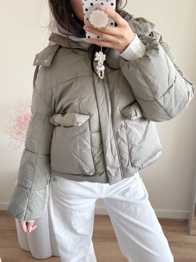 Nour Padded Puffer Coat / Army Green
