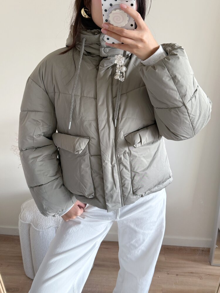 Nour Padded Puffer Coat / Army Green
