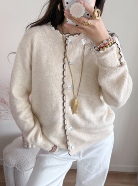 Luana Scallop Trim Cardigan / Beige