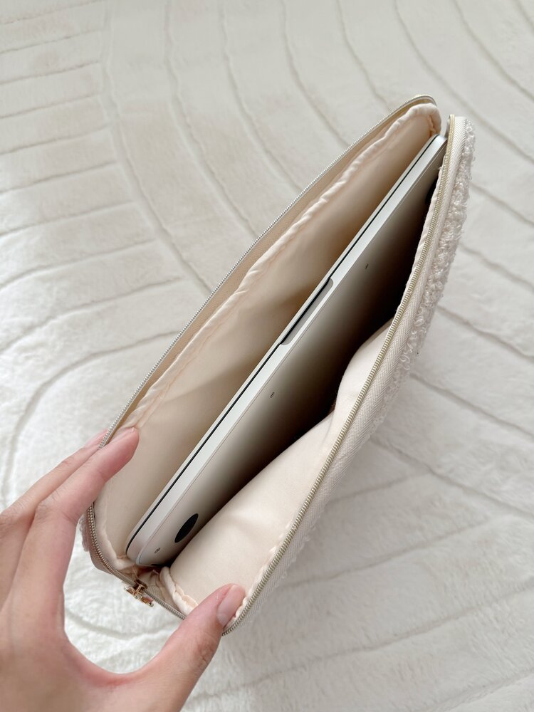 Belin Teddy Laptop Pouch / Ecru
