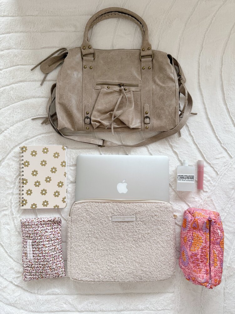 Belin Teddy Laptop Pouch / Ecru