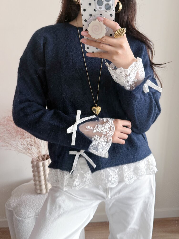 Daniella Lace Knit Sweater / Navy Blue