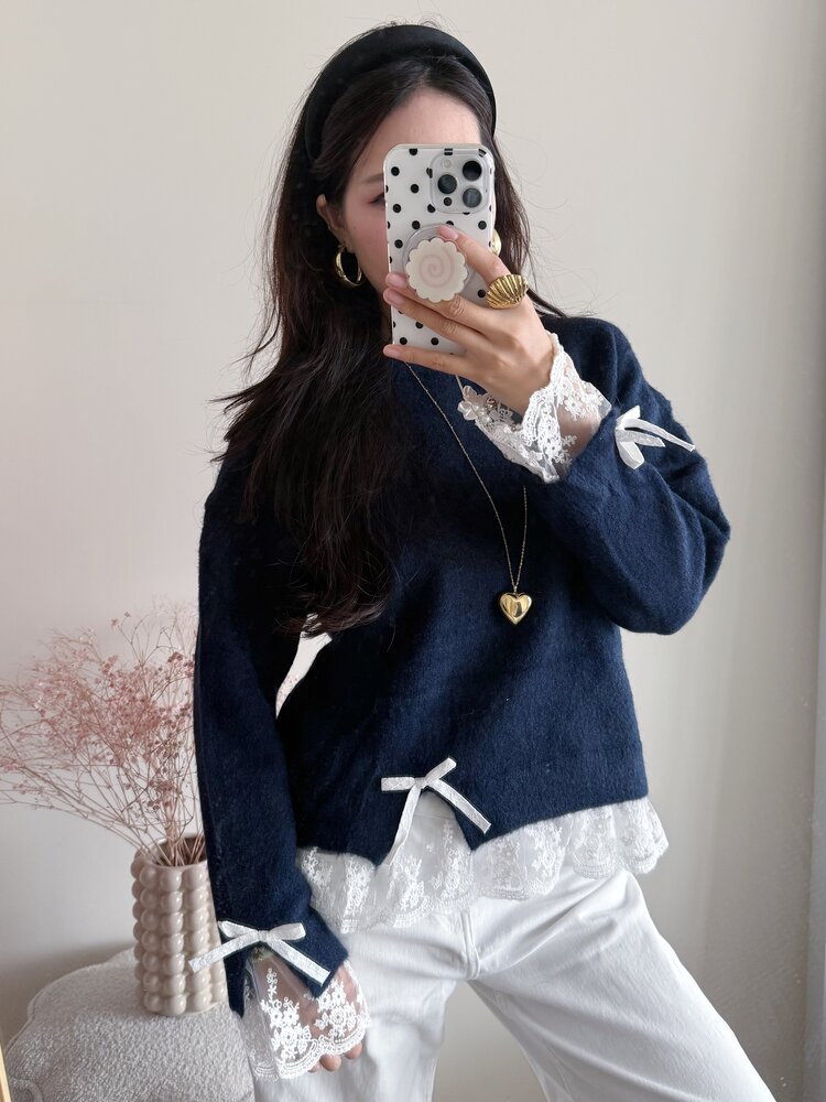 Daniella Lace Knit Sweater / Navy Blue