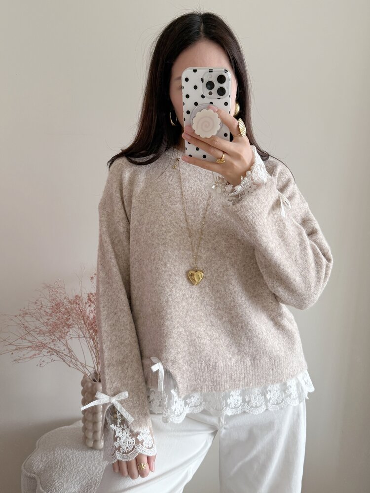 Daniella Lace Knit Sweater / Taupe
