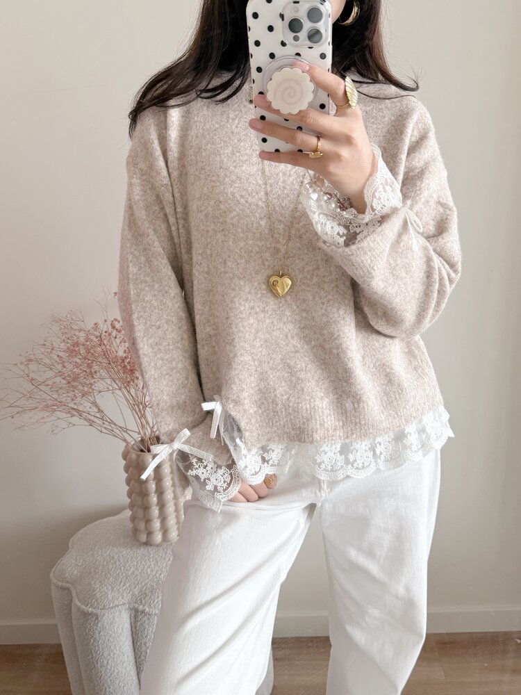 Daniella Lace Knit Sweater / Taupe