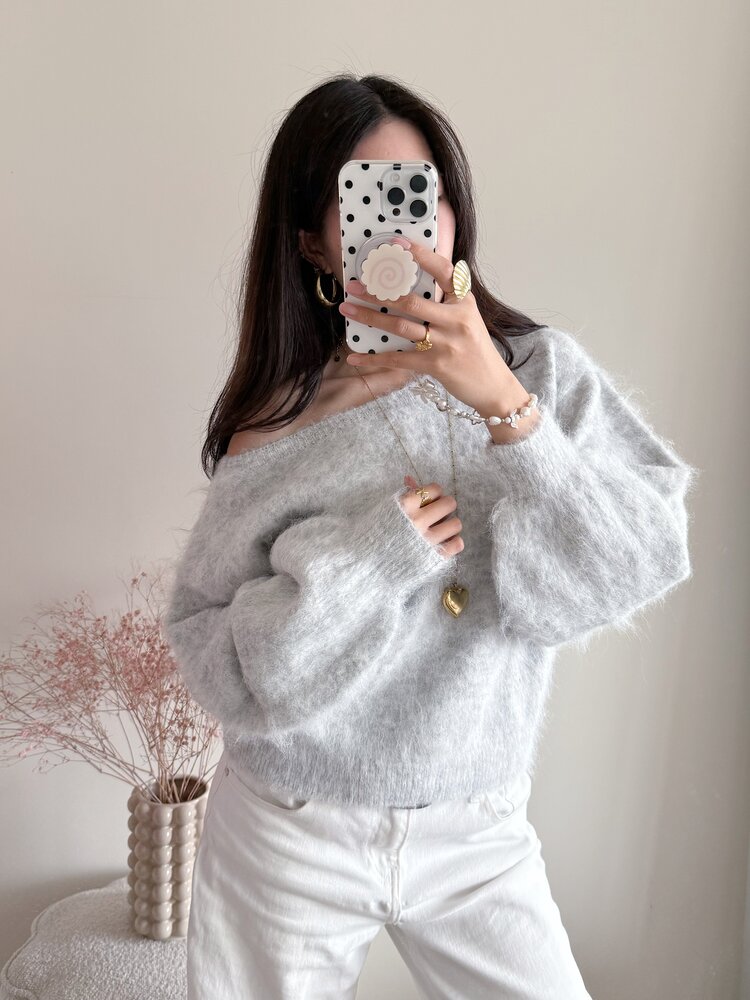Sunmi Fluffy Knit Sweater / Light Grey