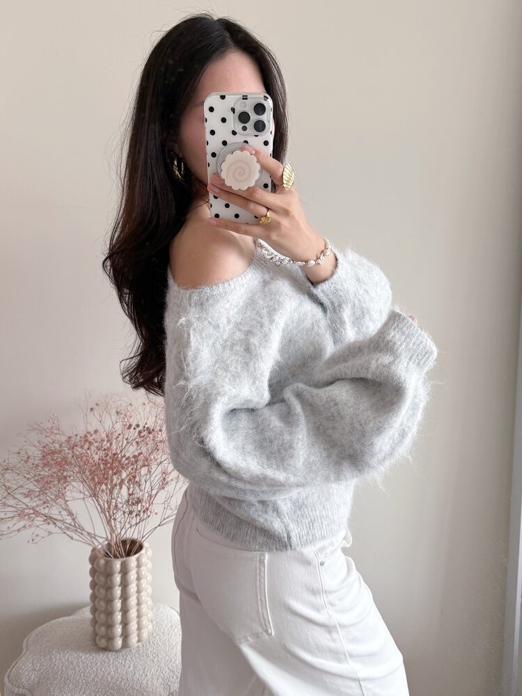 Sunmi Fluffy Knit Sweater / Light Grey