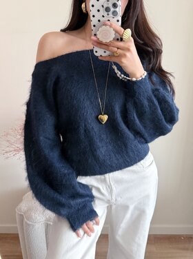 Sunmi Fluffy Knit Sweater / Navy Blue