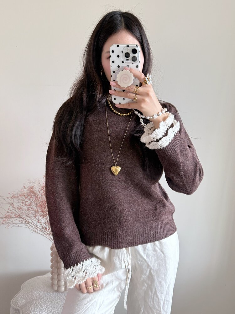 Luisa Embroidery Knit Sweater / Brown