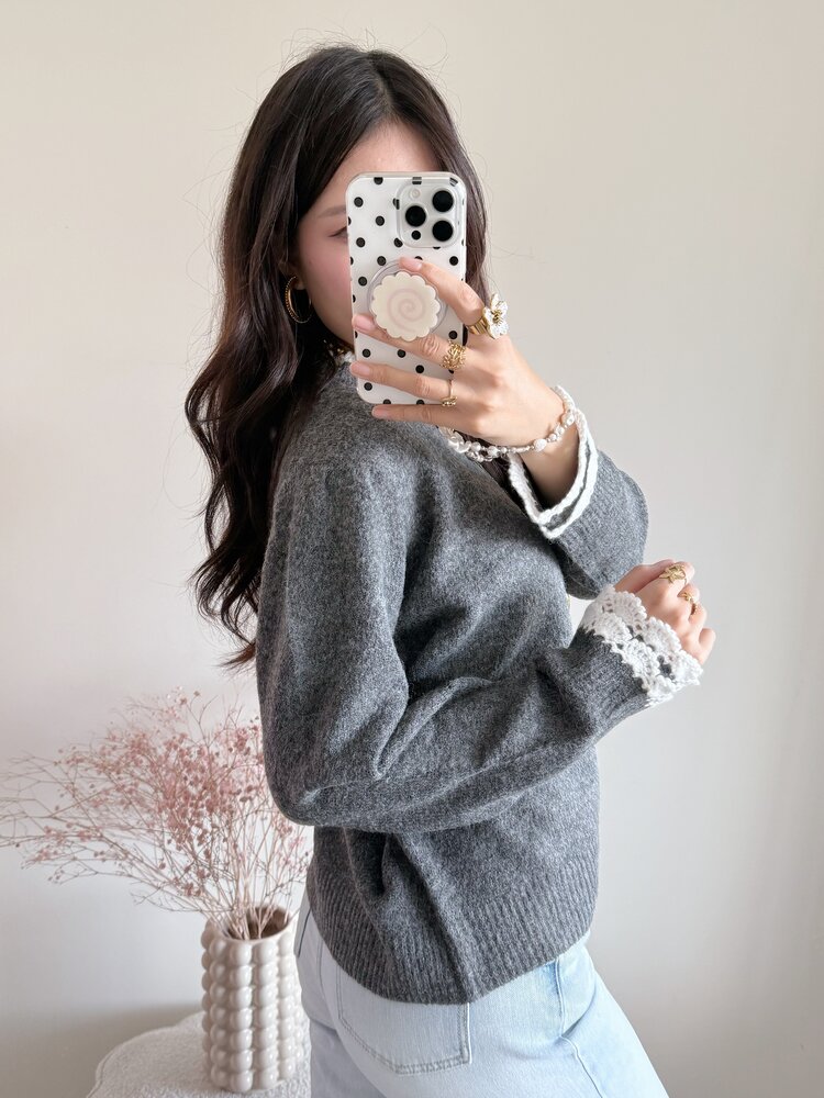 Luisa Embroidery Knit Sweater / Grey