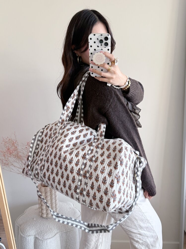 Yasmina Flower Travel Bag / White