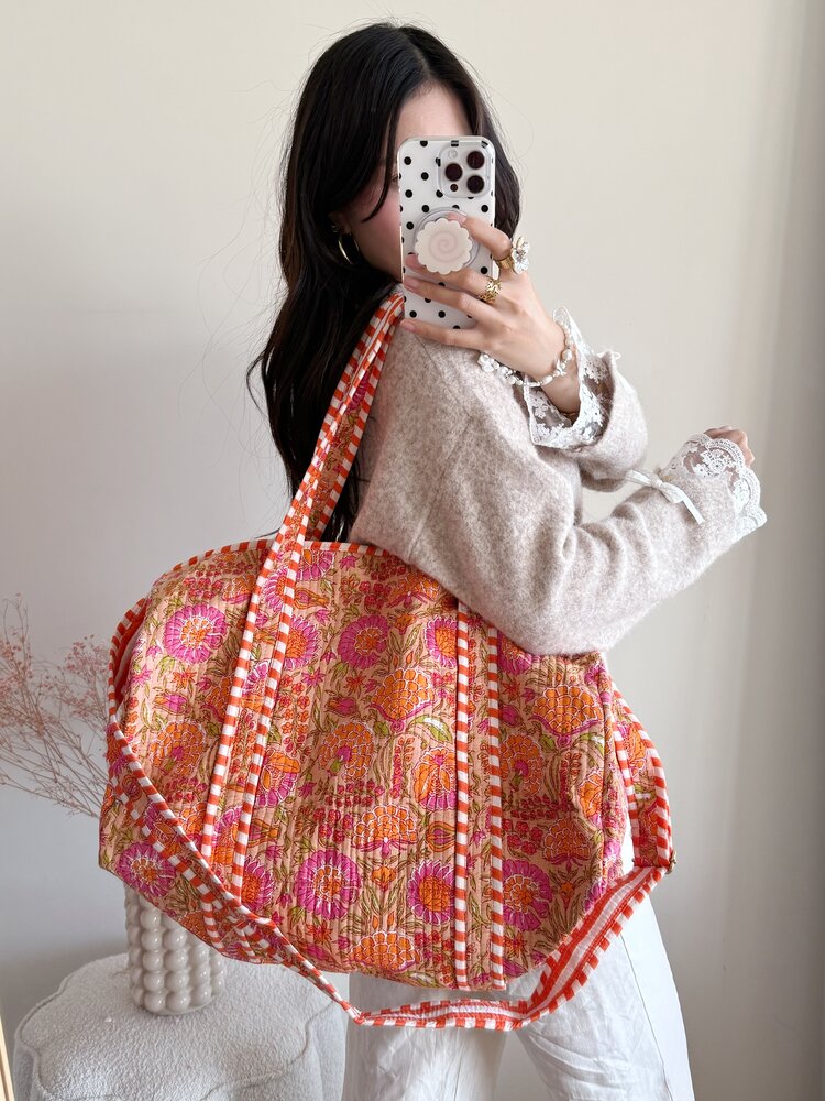 Yasmina Flower Travel Bag / Orange & Pink