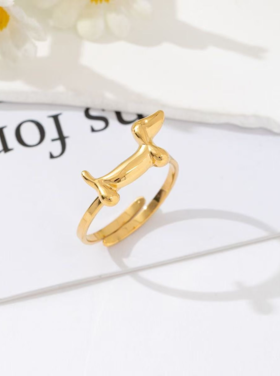 Gold Cute Teckel Ring
