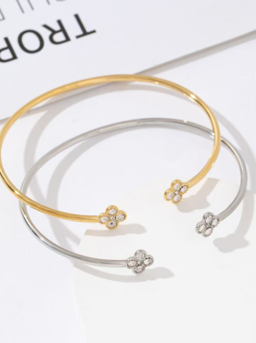 Dainty Clover Bangle Bracelet
