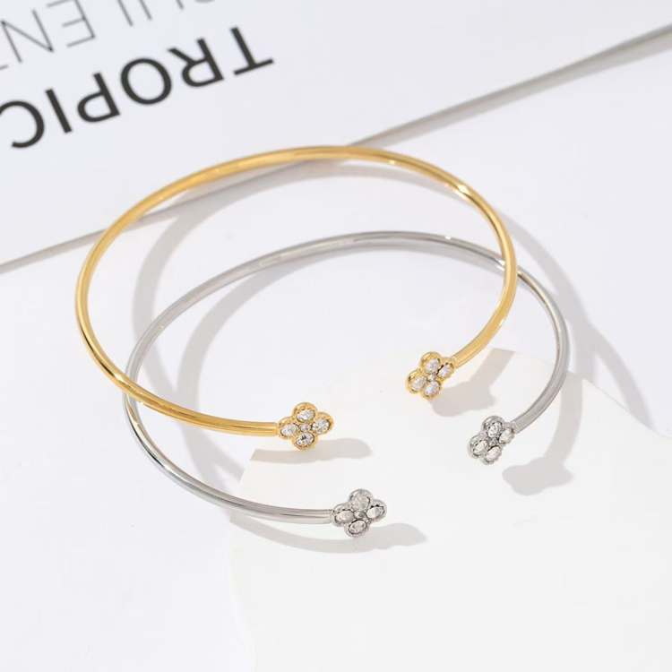 Dainty Clover Bangle Bracelet