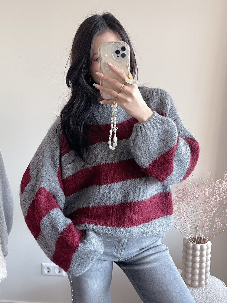 Lucia Oversized Striped Sweater / Grey & Bordeaux Red