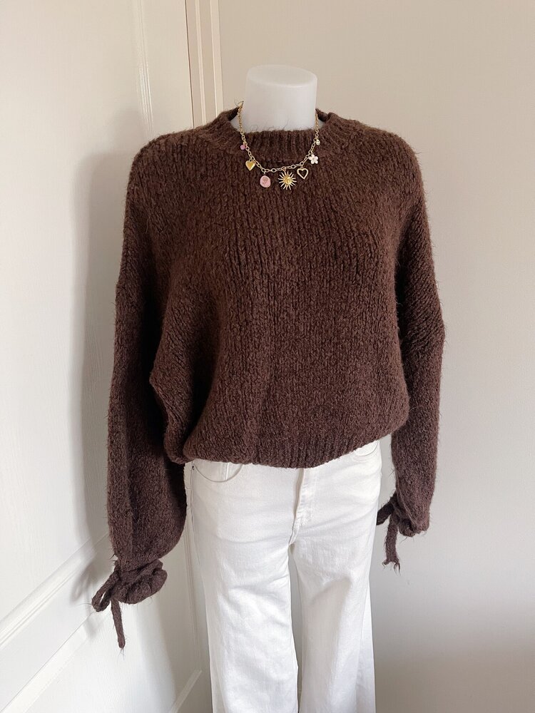 Aileen Oversized Bow Knit Sweater / Brown