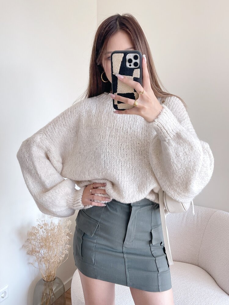 Caro Oversized Knit Sweater / Off White