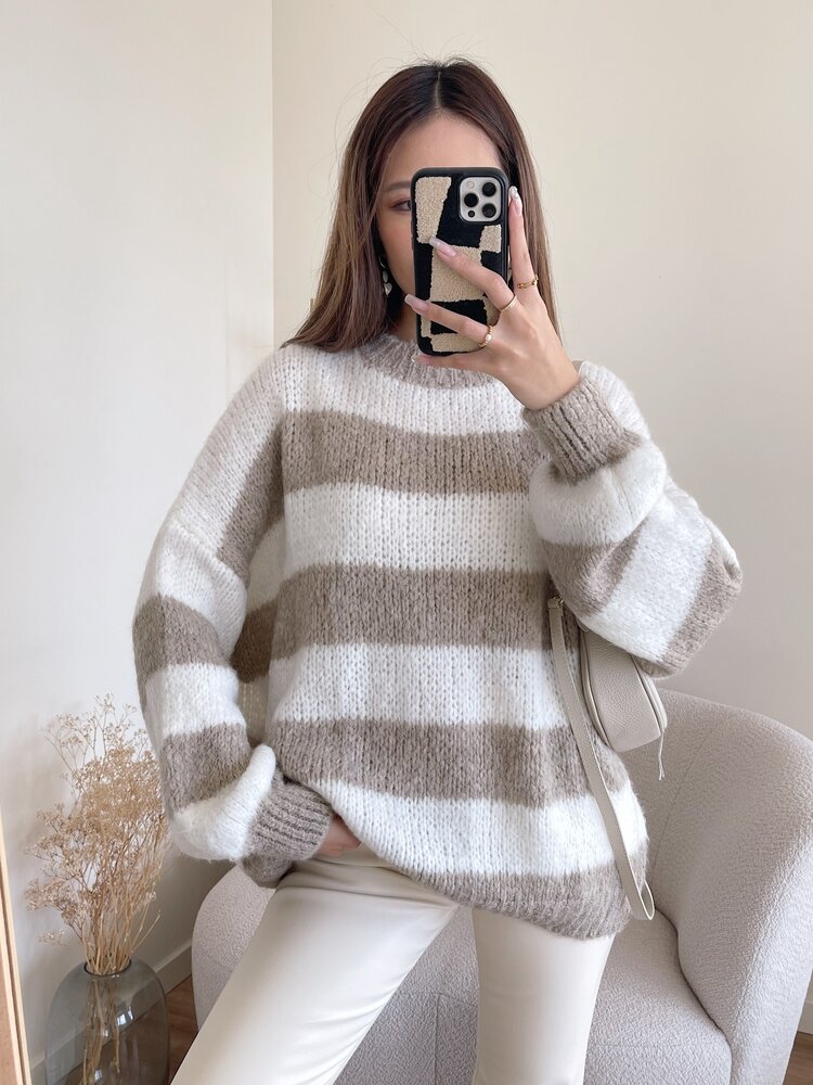 Juna Oversized Striped Sweater / Brown