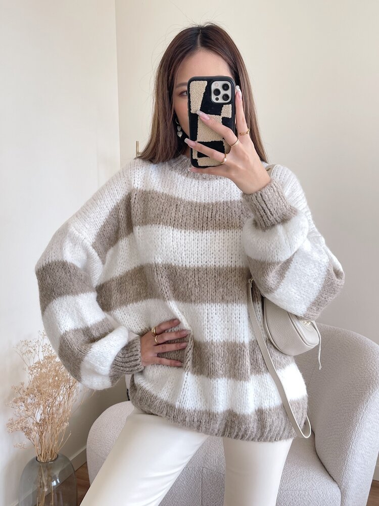 Juna Oversized Striped Sweater / Brown