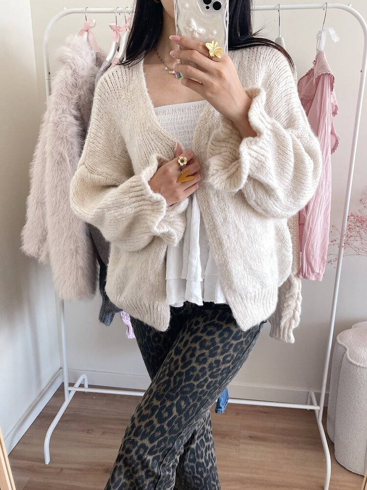 Celia Ruffle Knit Cardigan / Ecru