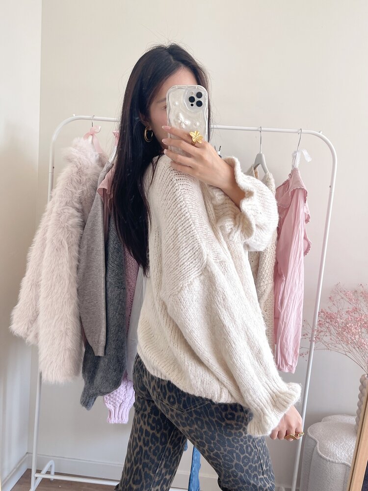 Celia Ruffle Knit Cardigan / Ecru
