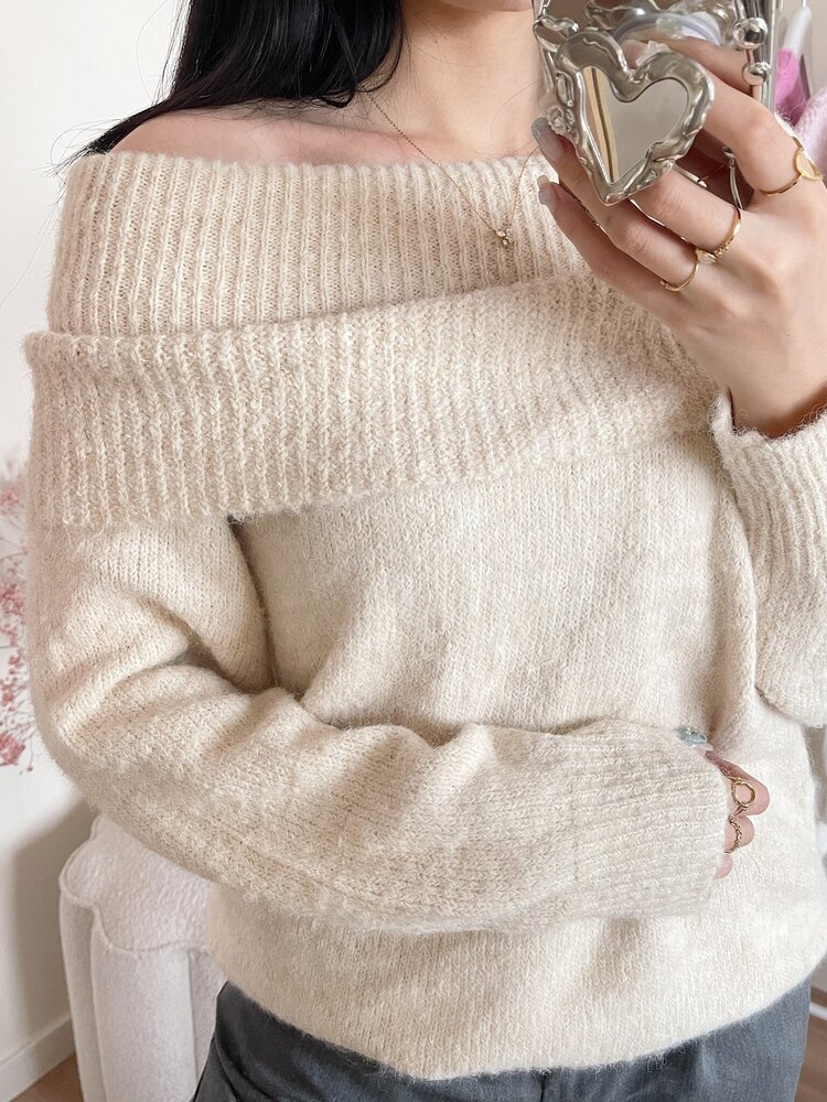 Lumi Off Shoulder Sweater / Beige