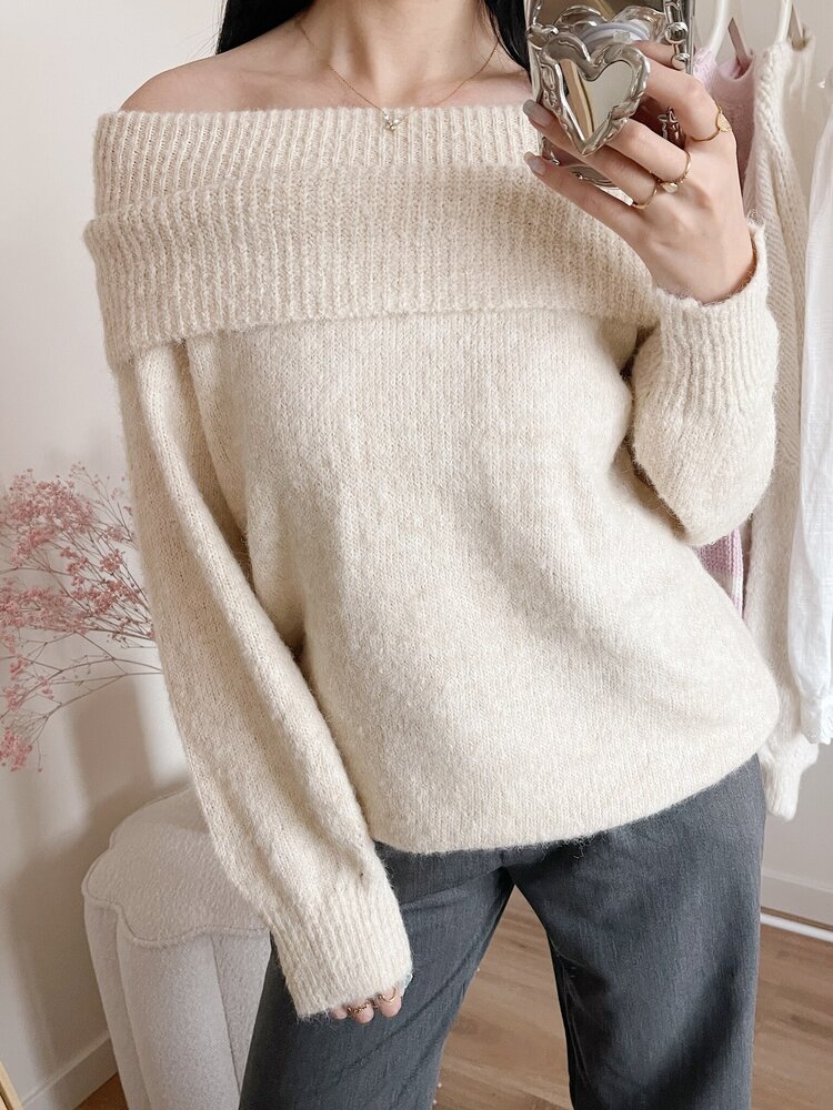 Lumi Off Shoulder Sweater / Beige