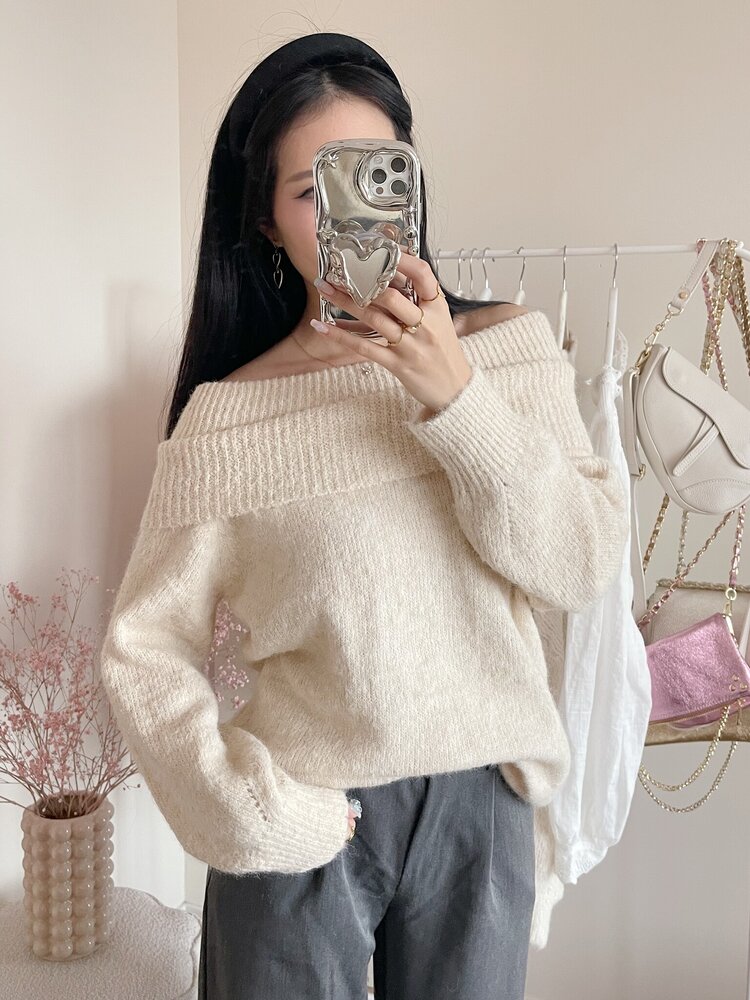 Lumi Off Shoulder Sweater / Beige